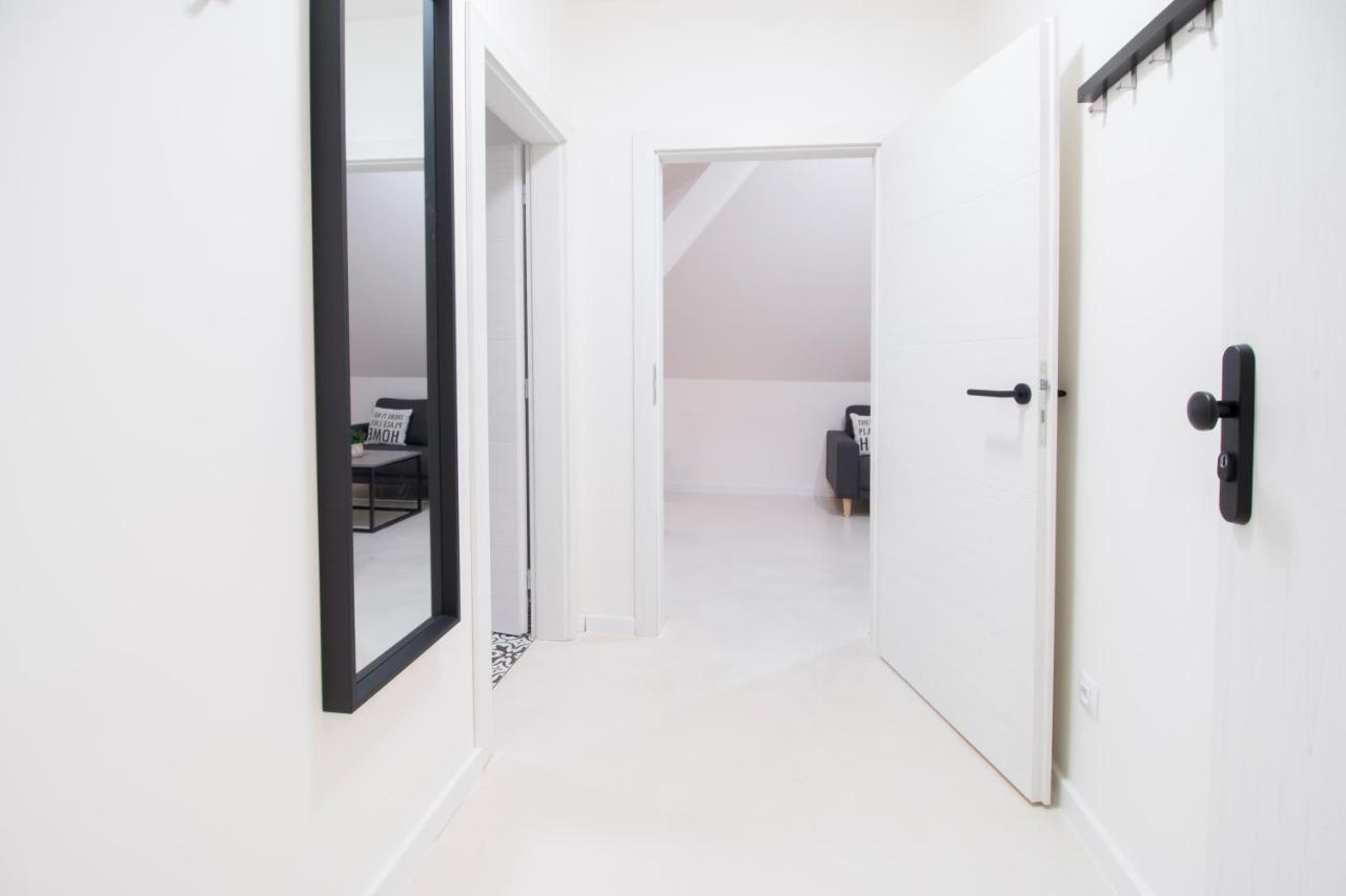 Апартаменты U Zlate Hvezdy Apartman Jungmann Литомержице Экстерьер фото